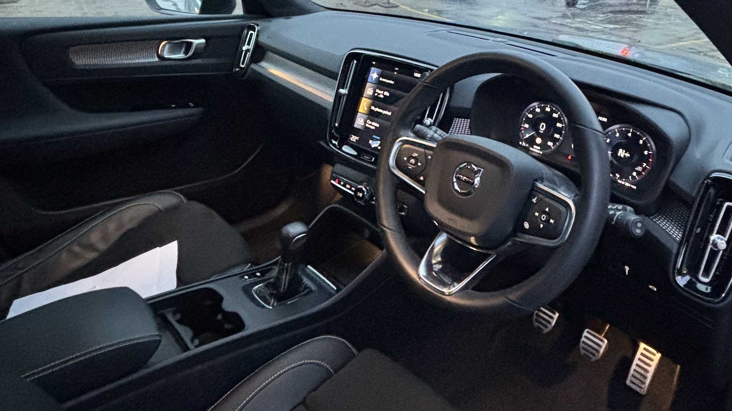 Used Volvo XC40 for sale - 77913808: Photo 5