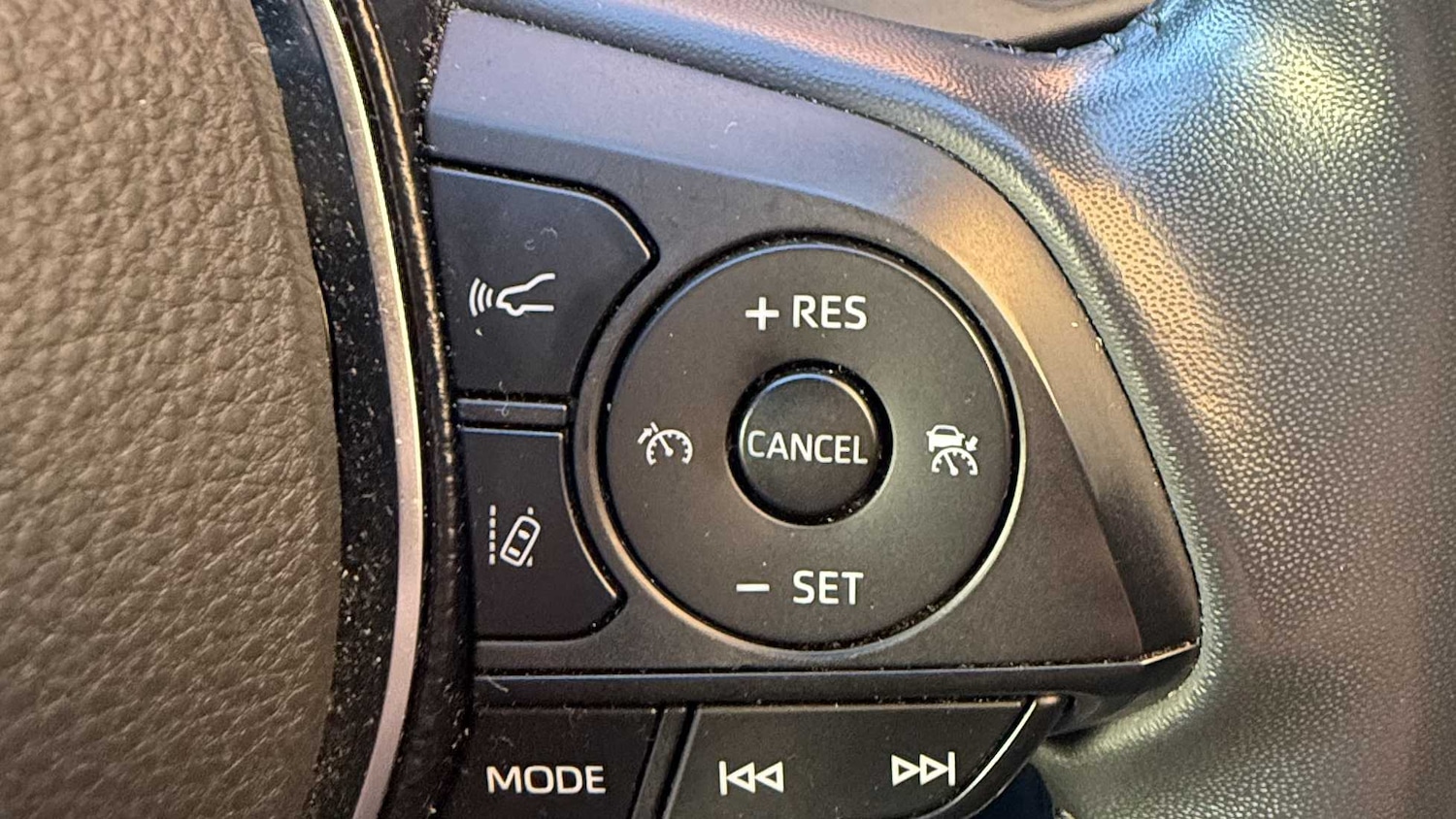 Used Toyota RAV4 2020 for sale - 76230458: Photo 12