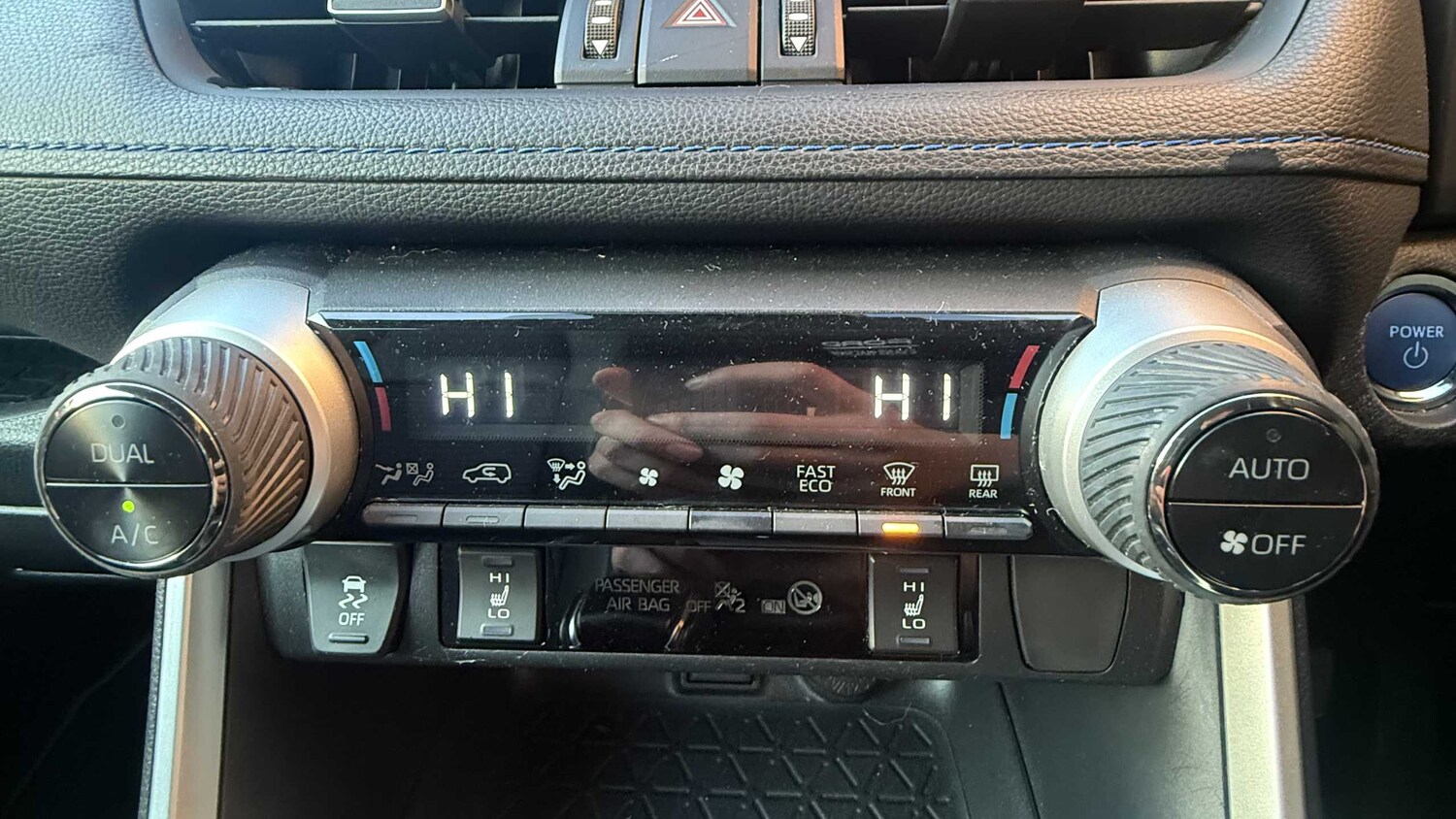 Used Toyota RAV4 2020 for sale - 76230458: Photo 14