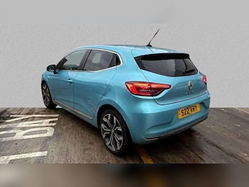 Used Renault Clio 2021 for sale - 76487995: Photo