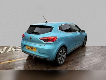 Used Renault Clio 2021 for sale - 76487995: Photo