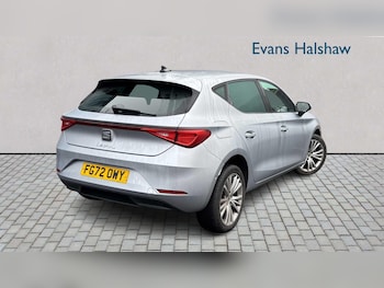 Used SEAT Leon 2022 for sale - 76373740: Photo