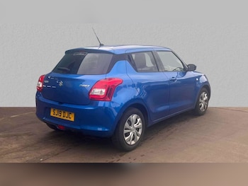 Used Suzuki Swift 2019 for sale - 76125917: Photo