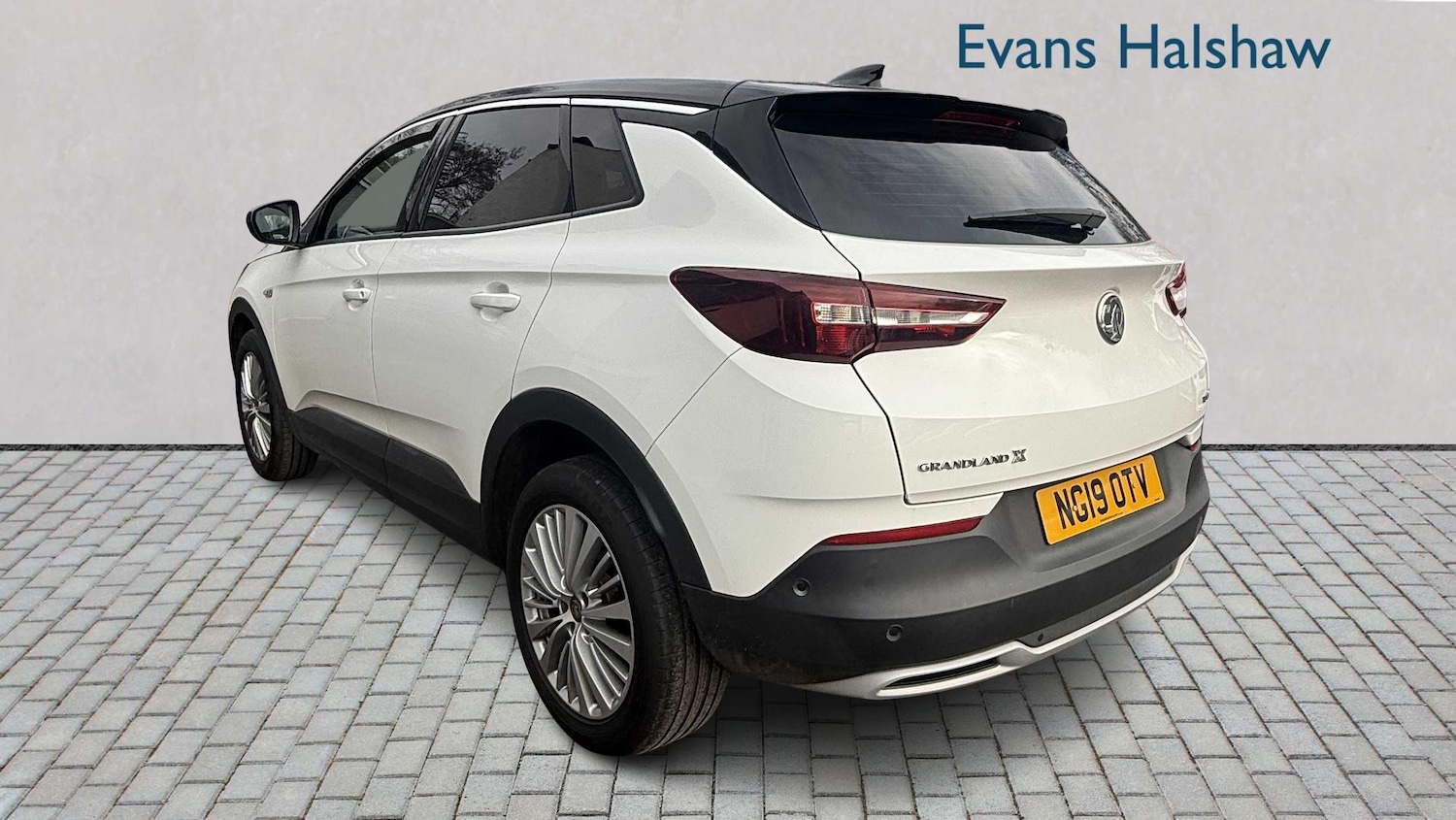 Used Vauxhall Grandland X 2019 for sale - 77983309: Photo 3