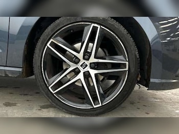 Used SEAT Ibiza 2023 for sale - 76421232: Photo