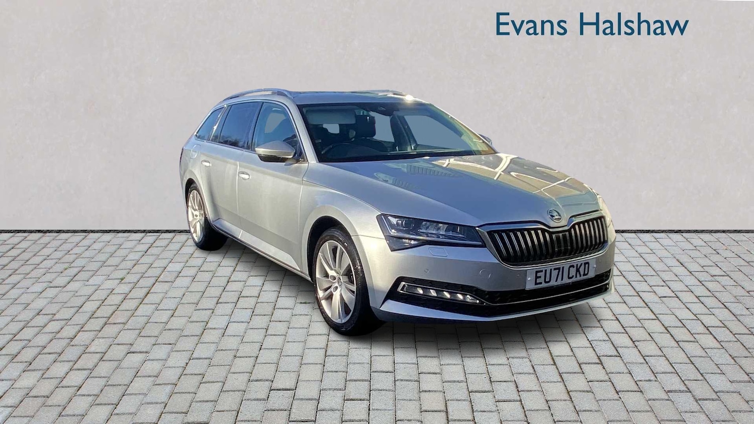 Used Skoda Superb 2022 for sale - 76789318: Photo 1