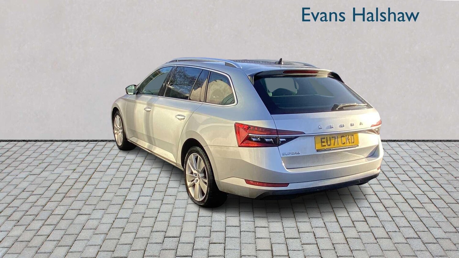 Used Skoda Superb 2022 for sale - 76789318: Photo 3