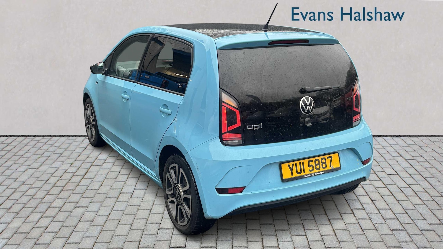 Used Volkswagen up! 2022 for sale - 76732374: Photo 3