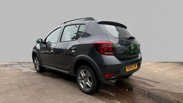 Used Dacia Sandero Stepway 2019 for sale - 76034781: Photo 2