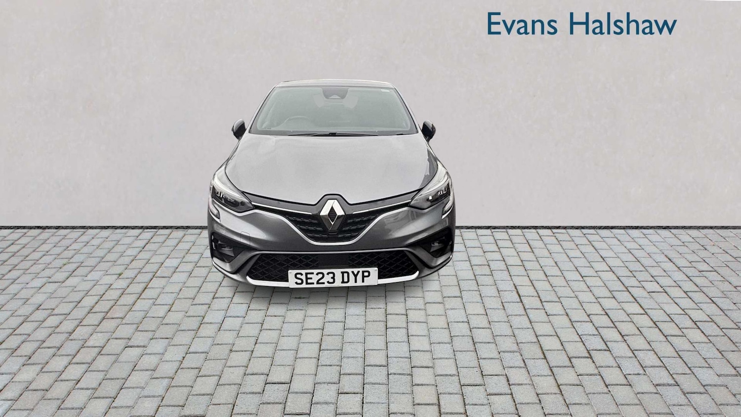 Used Renault Clio 2023 for sale - 76435811: Photo 2