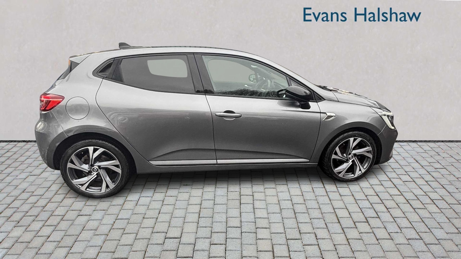 Used Renault Clio 2023 for sale - 76435811: Photo 8