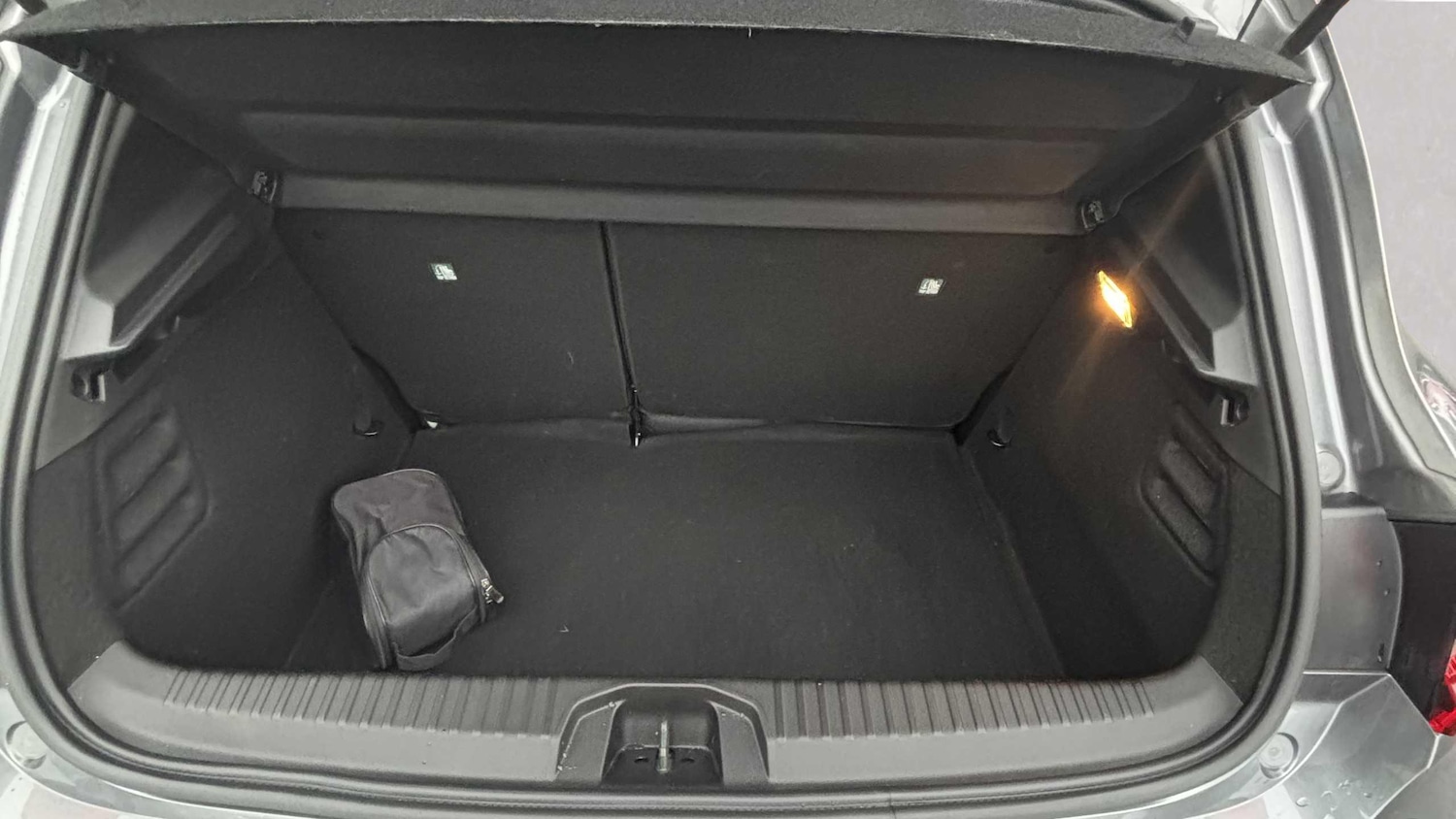 Used Renault Clio 2023 for sale - 76435811: Photo 9