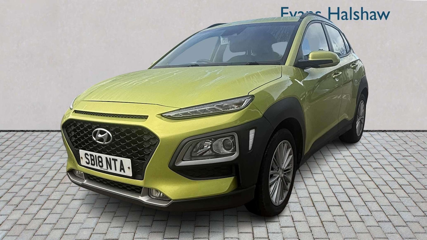 Used Hyundai KONA 2018 for sale - 77698727: Photo 2