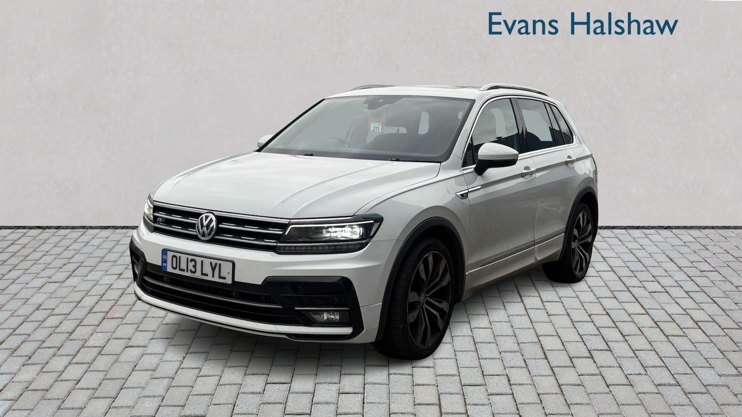 Used Volkswagen Tiguan 2017 for sale - 77333799: Photo 4