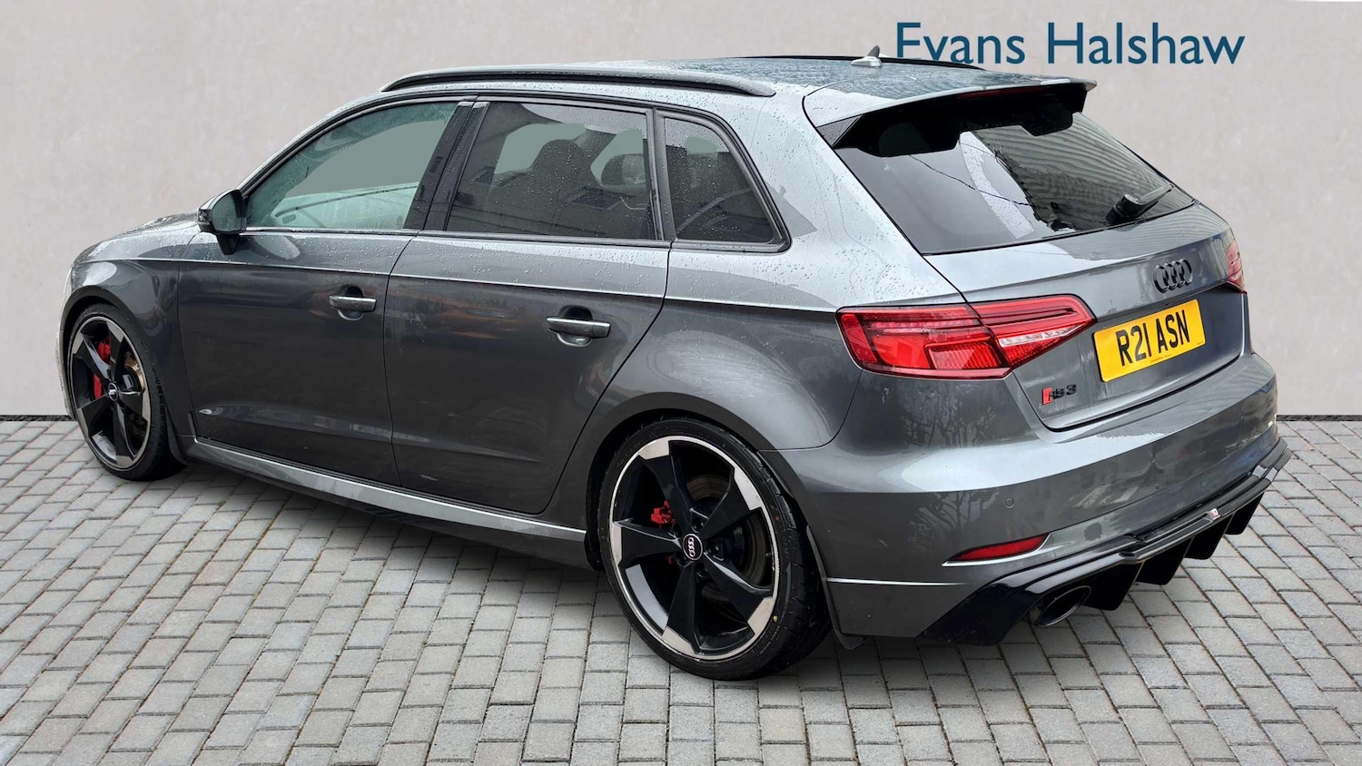 Used Audi RS3 2018 for sale - 77500200: Photo 2