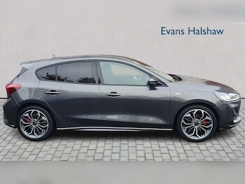 Used Ford Focus 2025 for sale - 78104081: Photo