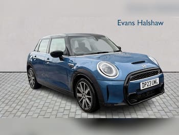Used MINI Hatch 2023 for sale - 79671818: Photo