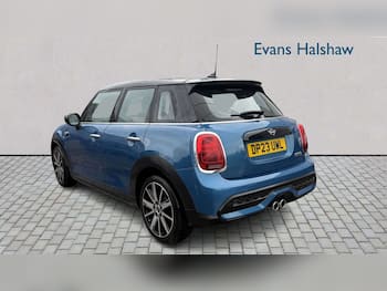 Used MINI Hatch 2023 for sale - 79671818: Photo