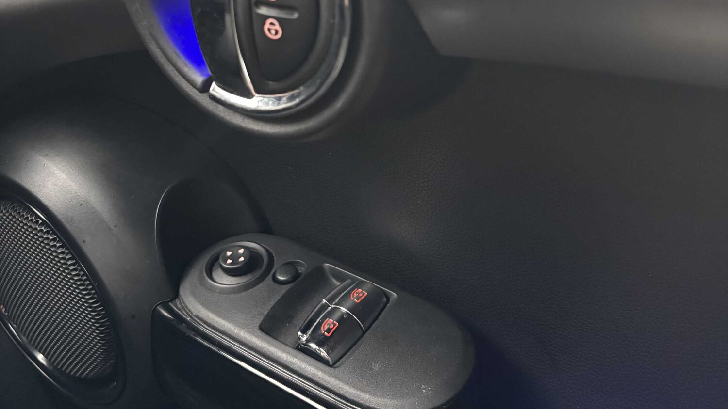 Used MINI Hatch 2018 for sale - 76587605: Photo 10