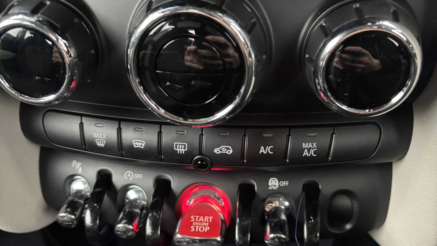 Used MINI Hatch 2018 for sale - 76587605: Photo 9