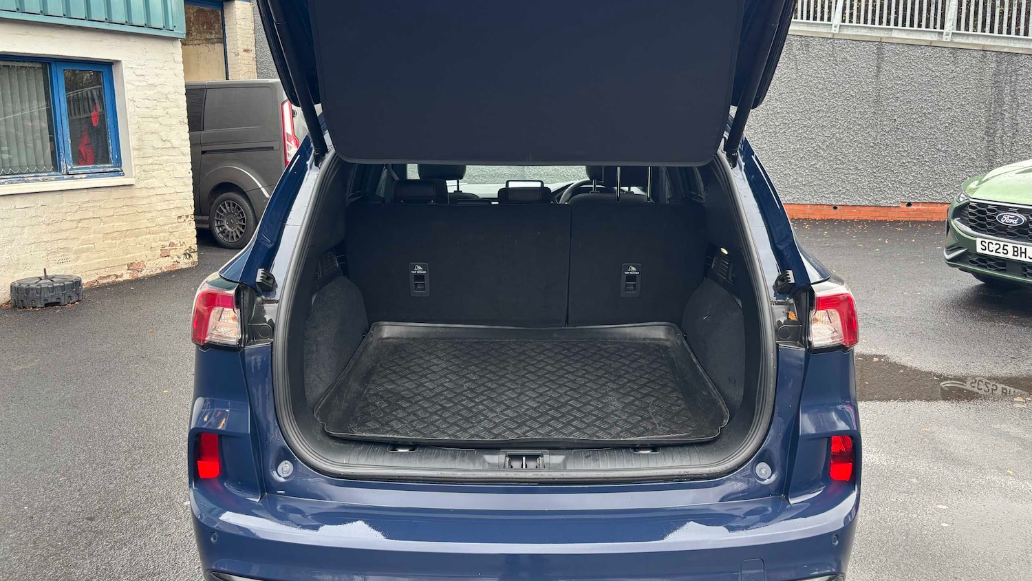 Used Ford Kuga 2022 for sale - 76435601: Photo 6