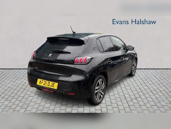 Used Peugeot 208 2021 for sale - 77772304: Photo