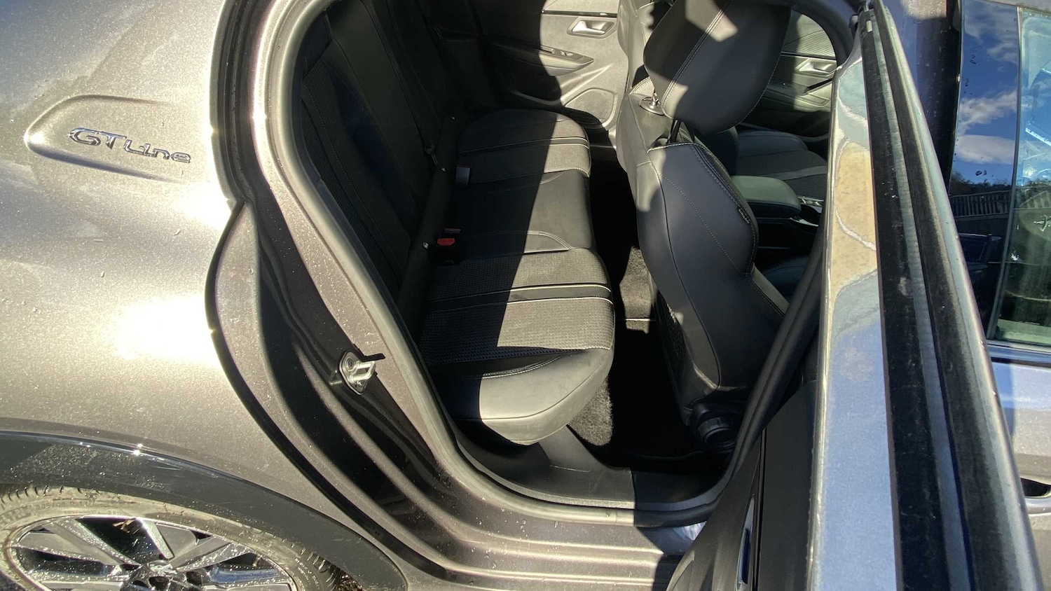 Used Peugeot 208 2020 for sale - 76978860: Photo 9