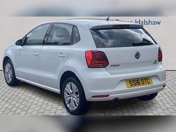 Used Volkswagen Polo 2016 for sale - 79397587: Photo
