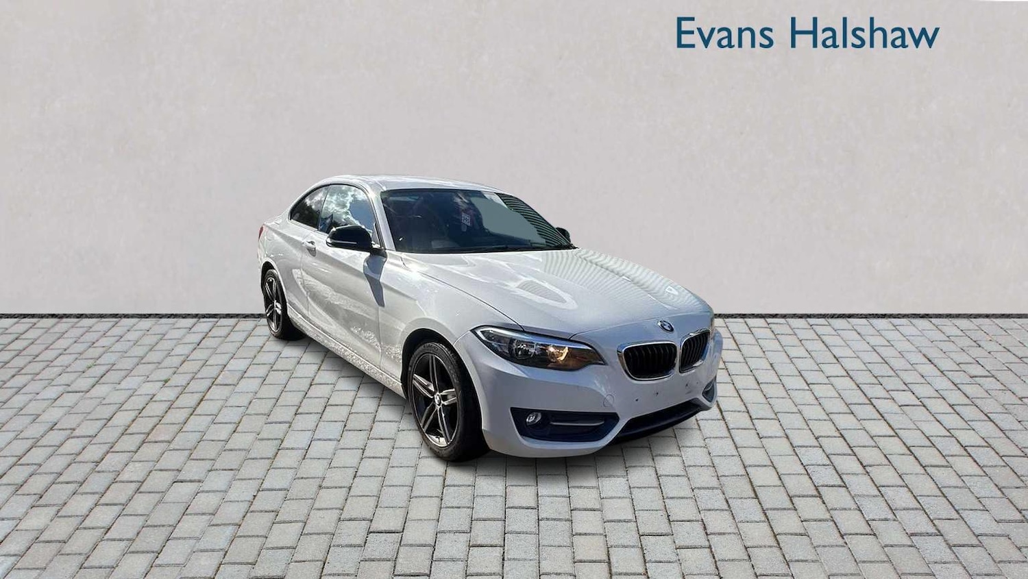 Used BMW 2 Series 2016 for sale - 76242384: Photo 1