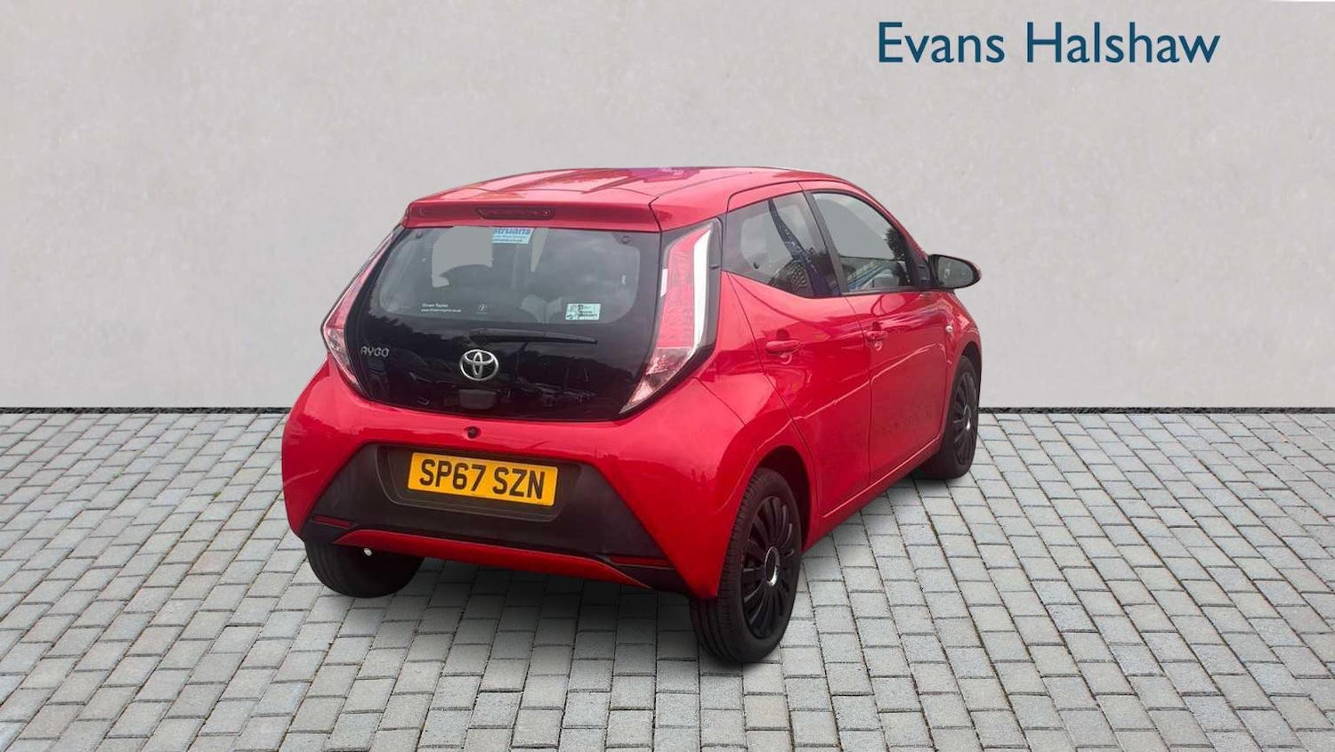 Used Toyota AYGO 2017 for sale - 76329214: Photo 4