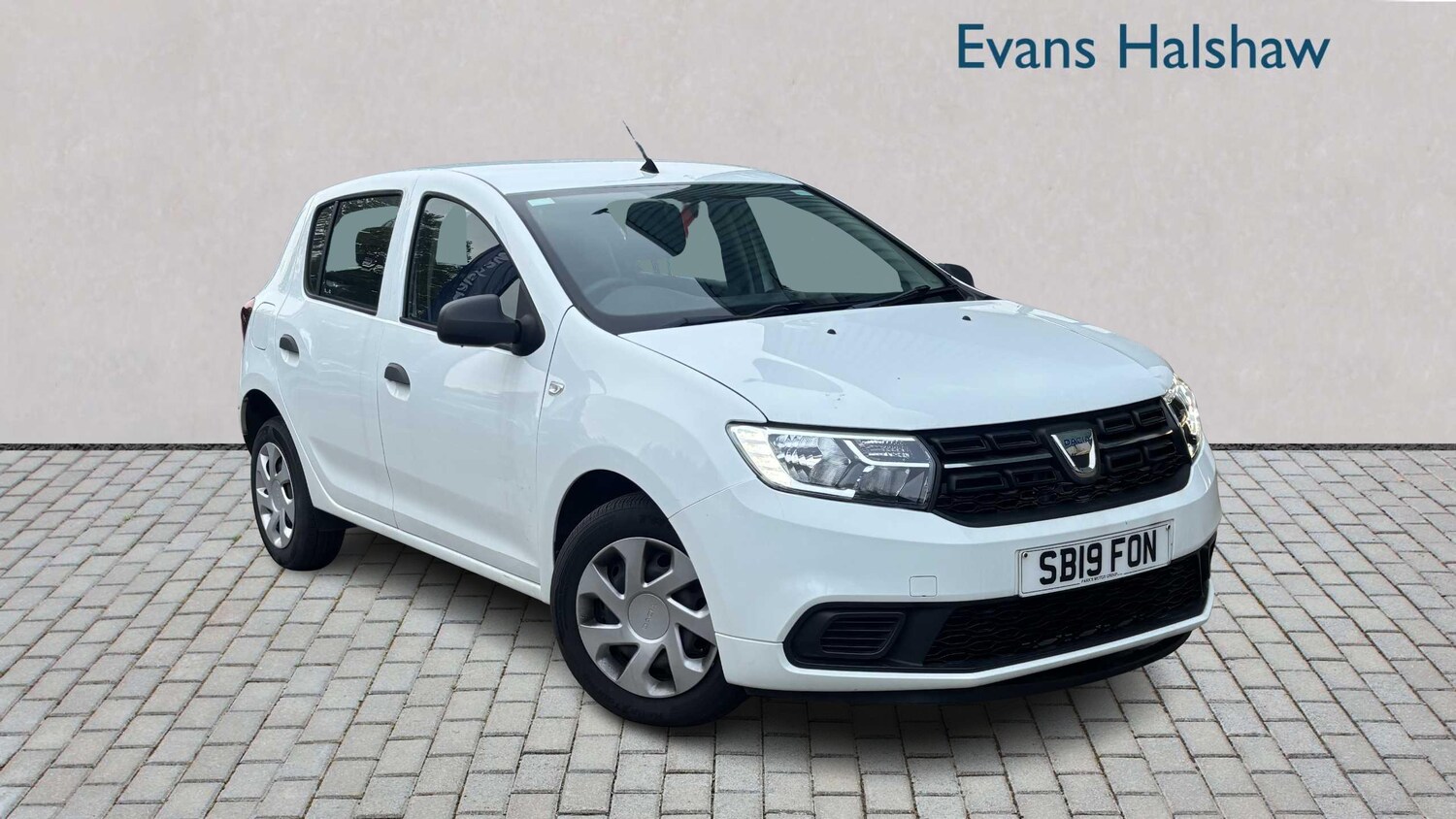 Used Dacia Sandero 2019 for sale - 76329132: Photo 1