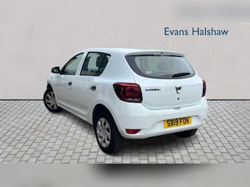 Used Dacia Sandero 2019 for sale - 76329132: Photo
