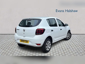 Used Dacia Sandero 2019 for sale - 76329132: Photo