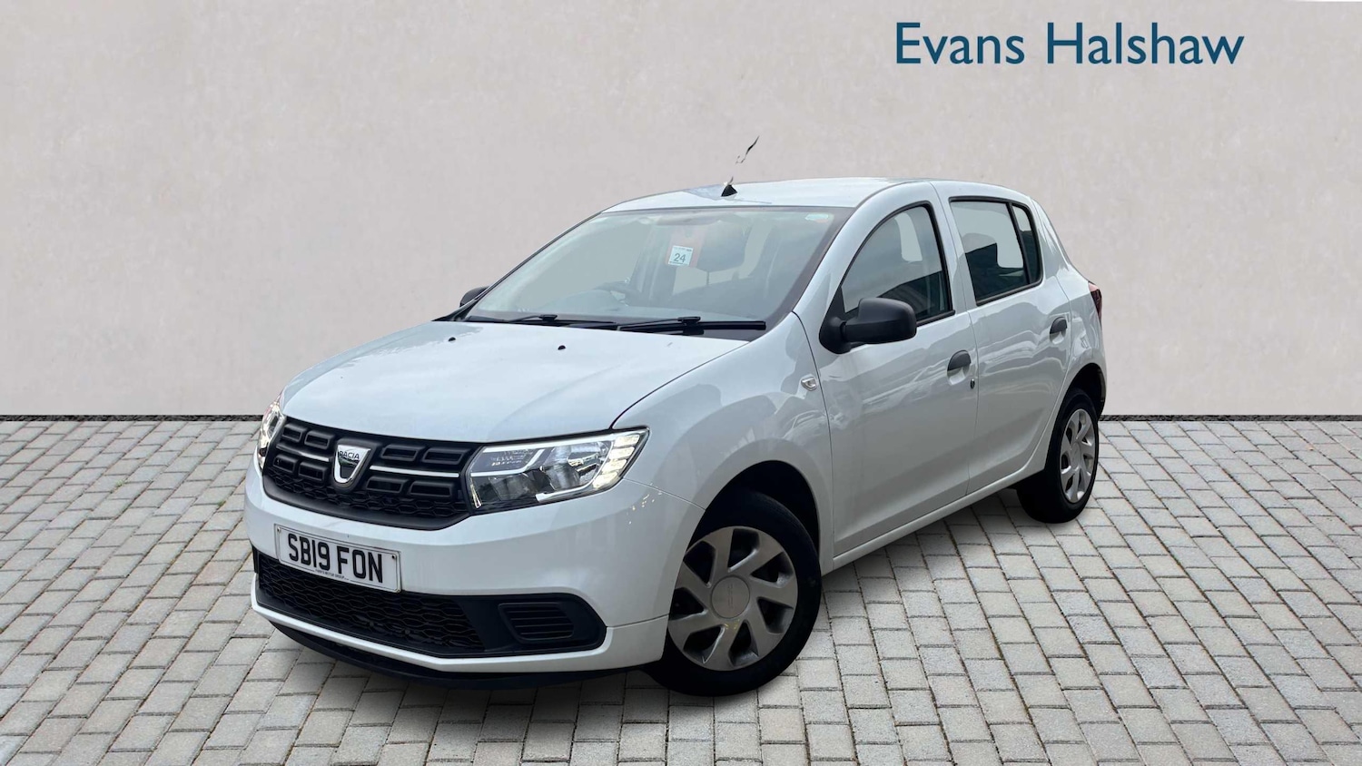 Used Dacia Sandero 2019 for sale - 76329132: Photo 4