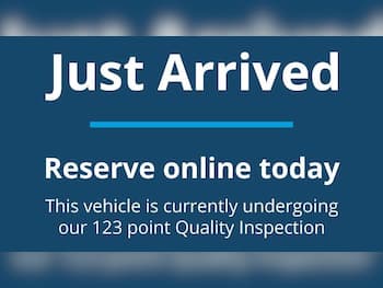 Used Toyota Yaris 2023 for sale - 79648553: Photo