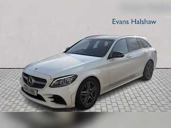 Used Mercedes-Benz C Class 2019 for sale - 77972957: Photo