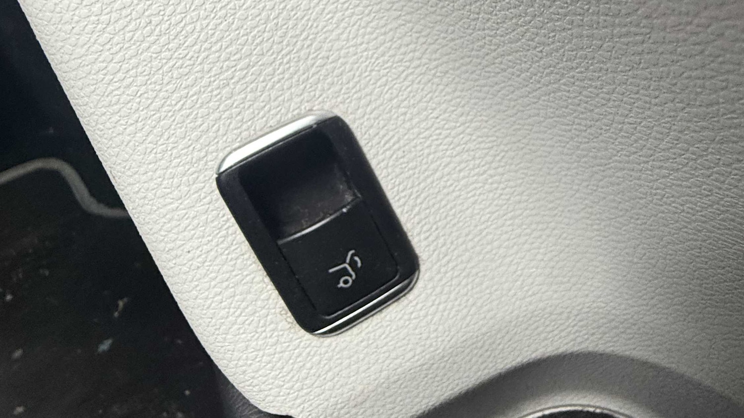 Used Mercedes-Benz GLA 2018 for sale - 77308398: Photo 17