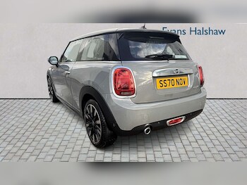 Used MINI Hatch 2021 for sale - 77698806: Photo