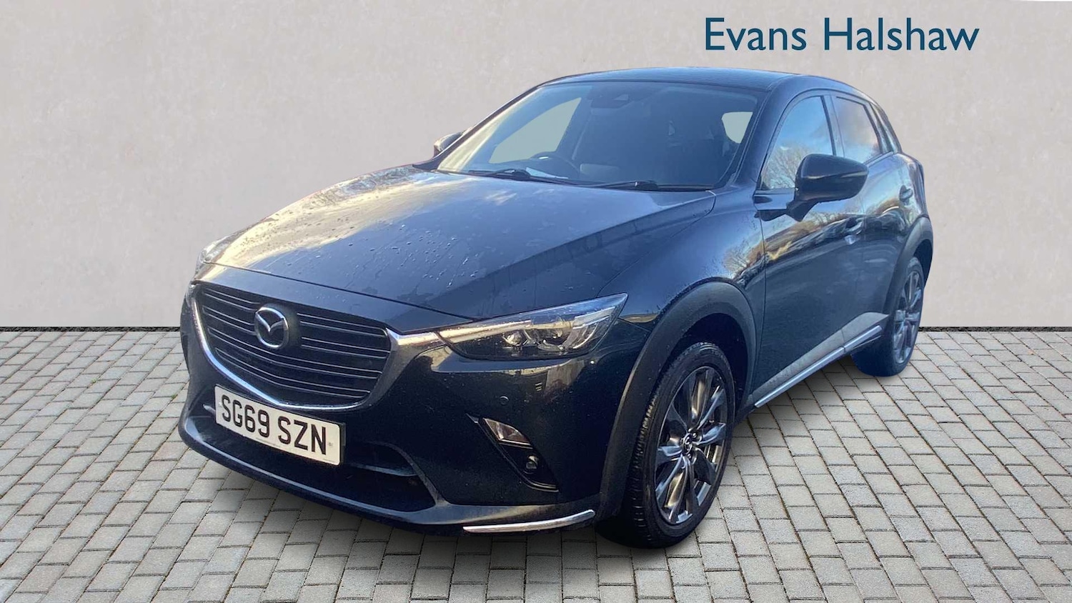 Used Mazda CX-3 2019 for sale - 76435705: Photo 2
