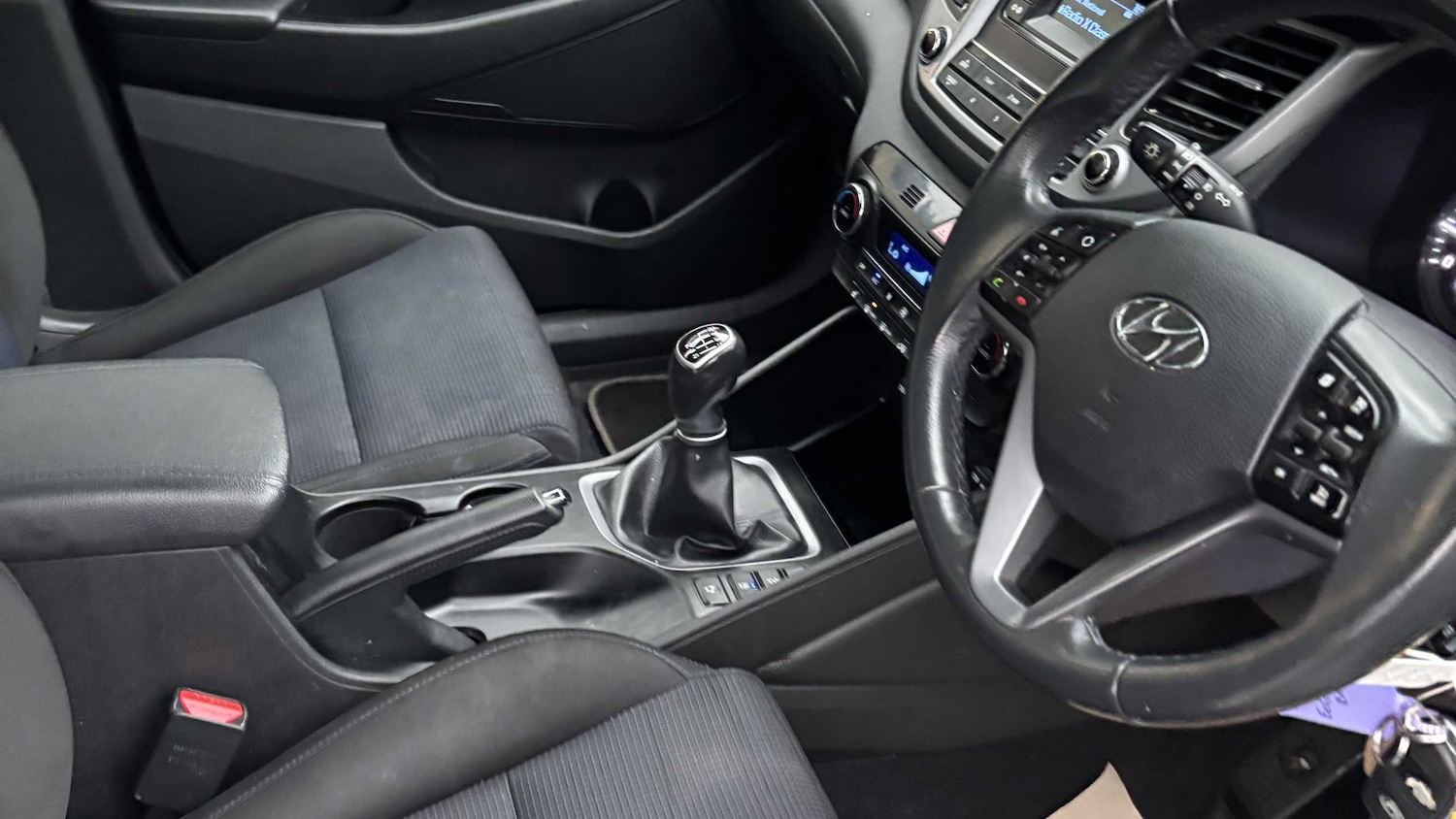 Used Hyundai TUCSON 2017 for sale - 76045032: Photo 11