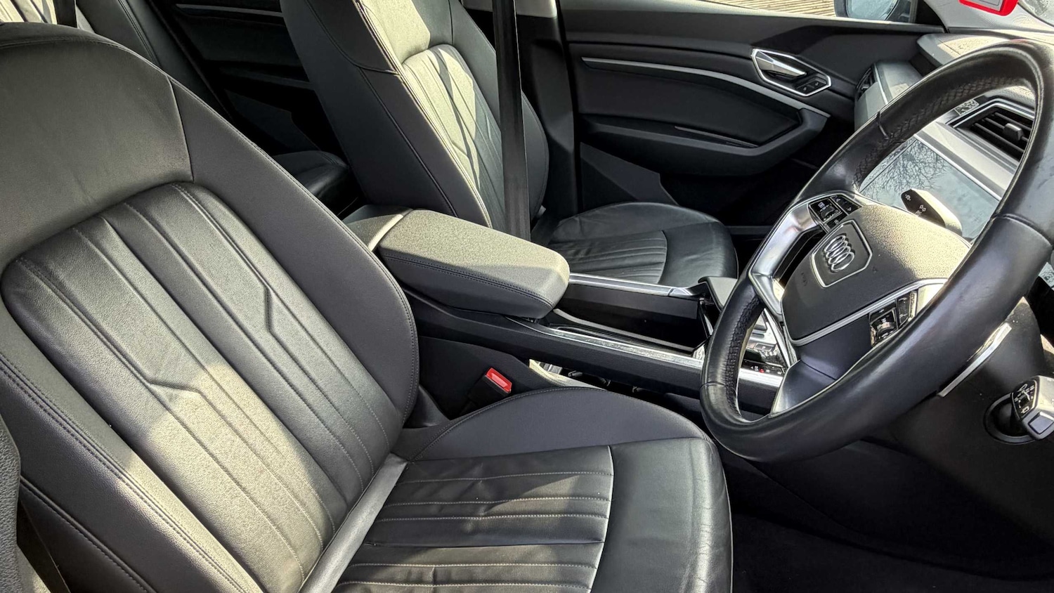 Used Audi e-tron 2021 for sale - 77577484: Photo 8