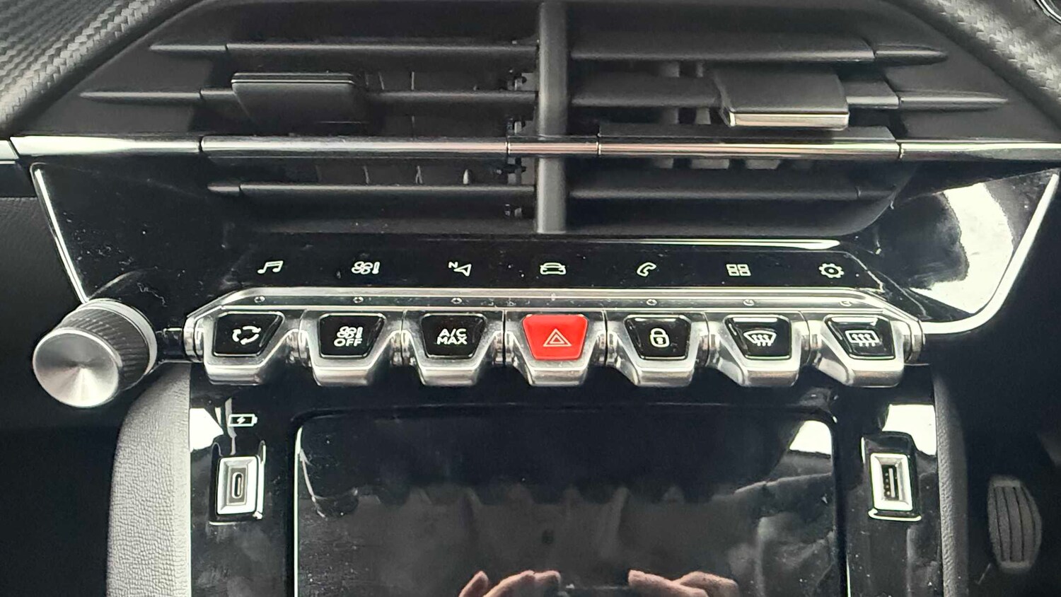 Used Peugeot 2008 2021 for sale - 77361260: Photo 16