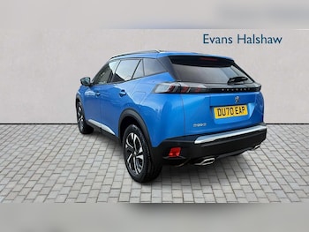 Used Peugeot 2008 2021 for sale - 77361260: Photo