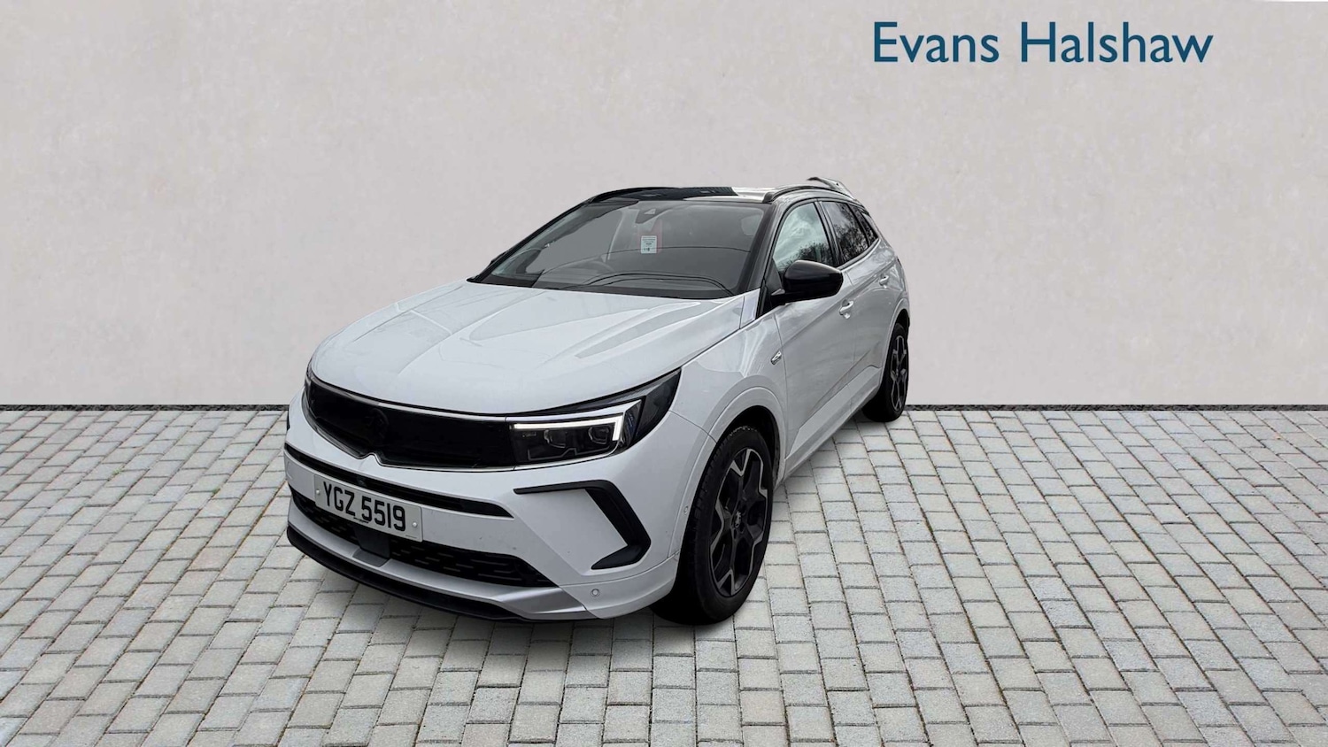 Used Vauxhall Grandland 2023 for sale - 77913821: Photo 2