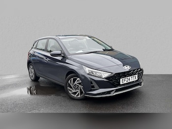 Used Hyundai i20 2024 for sale - 76156256: Photo
