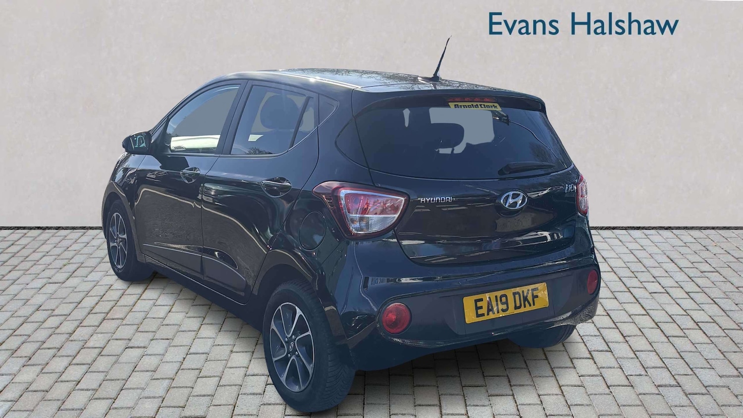 Used Hyundai i10 2019 for sale - 78118719: Photo 3