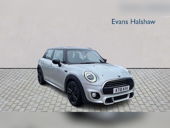 Used MINI Hatch 2018 for sale - 77913857: Photo