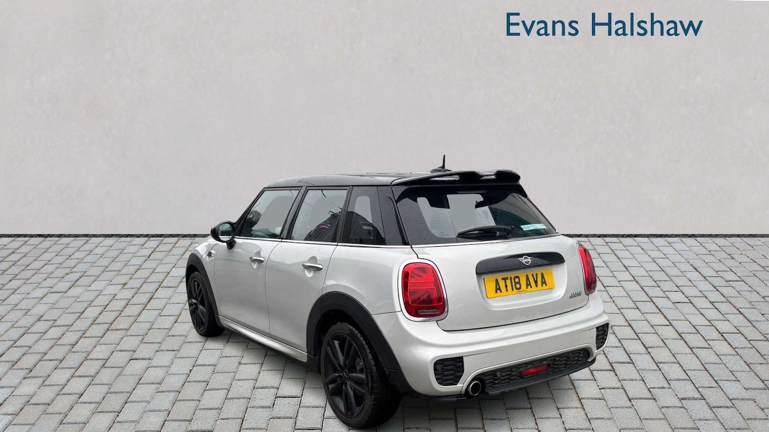 Used MINI Hatch 2018 for sale - 77913857: Photo 4