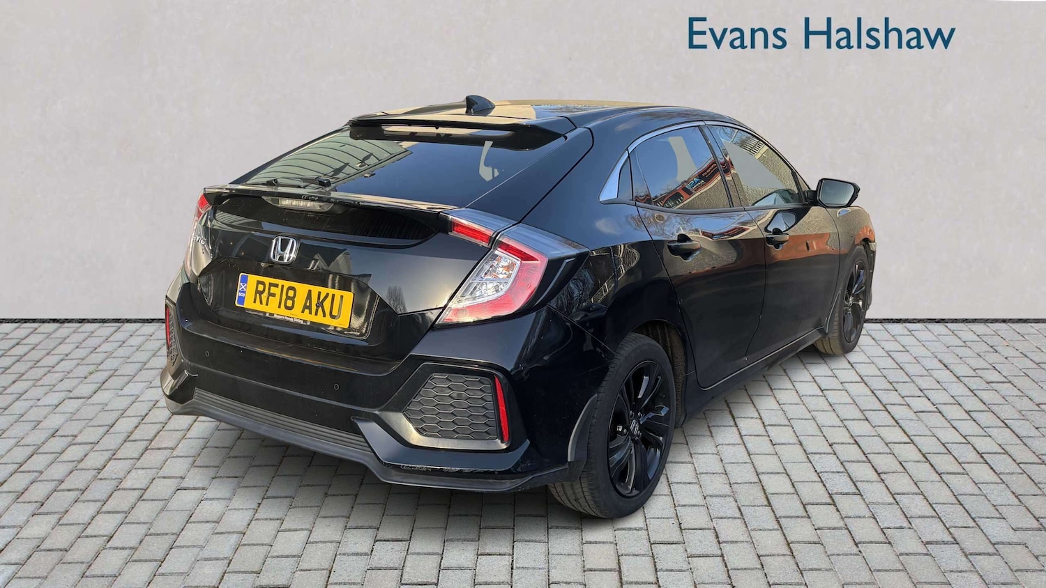 Used Honda Civic 2018 for sale - 77983269: Photo 3