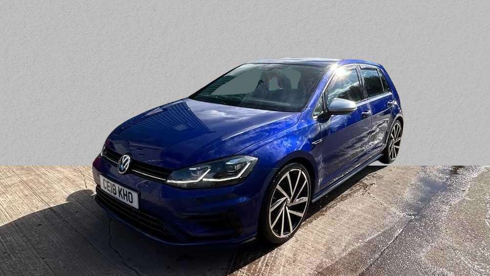 Used Volkswagen Golf 2018 for sale - 75981435: Photo 4